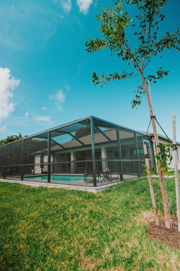 The Basilican Cape Coral Eksteriør billede